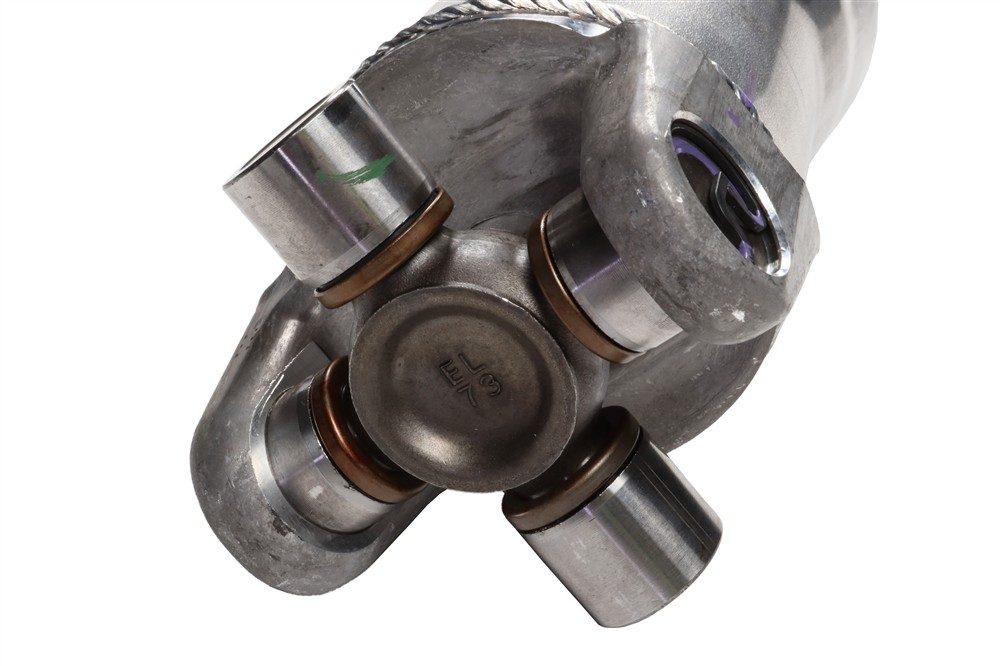 GM Genuine Parts Drive Shaft 84202530 — image 2